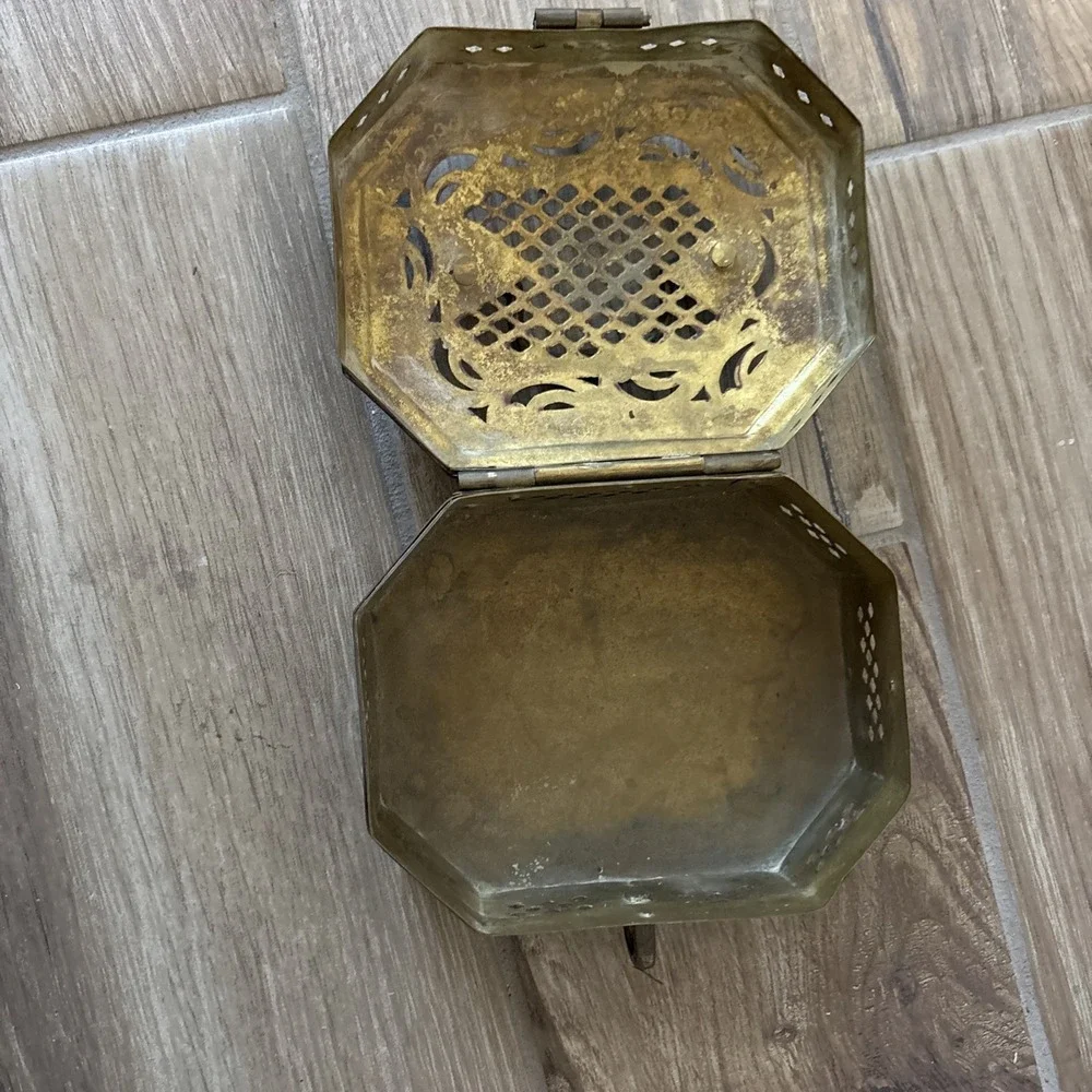 Vintage Brass Cricket Box Incense Lock Box Hinged W/ Handle Jali Cut India  6.5